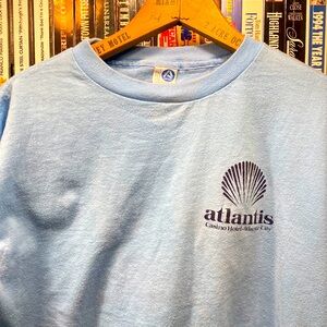 M-L VINTAGE SINGLE STITCH ATLANTIS CASINO ATLANTIC CITY NJ
